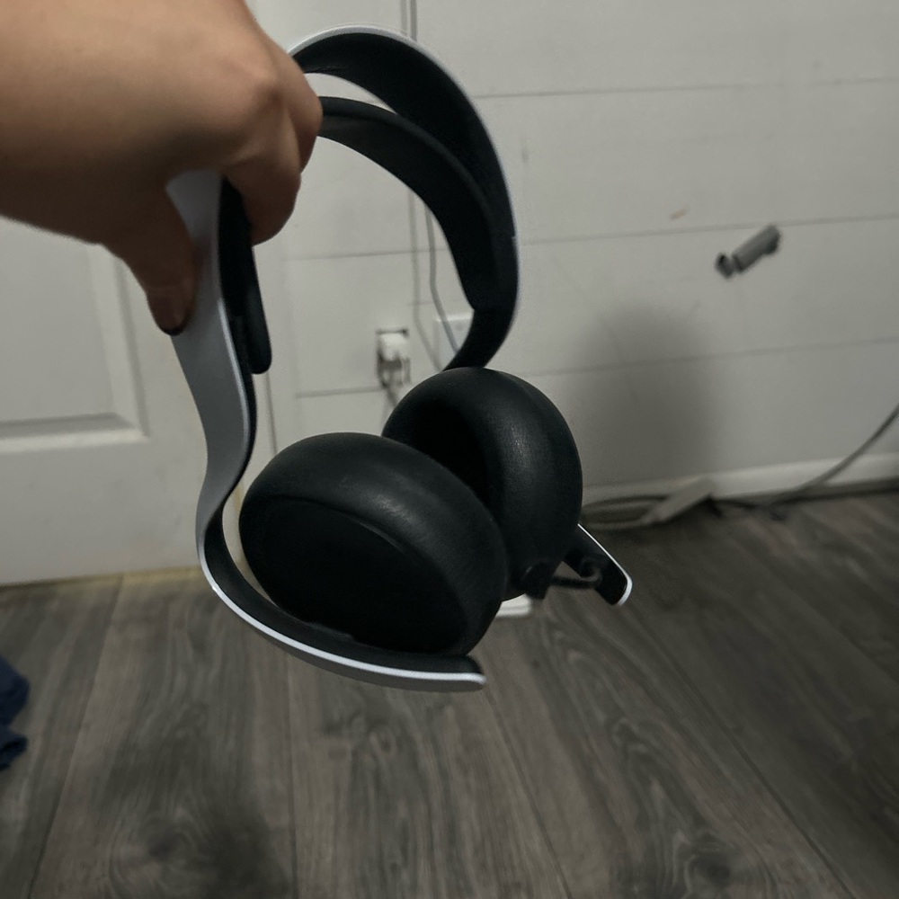 PlayStation PULSE 3D Wireless Headset (for PS5/PS4).